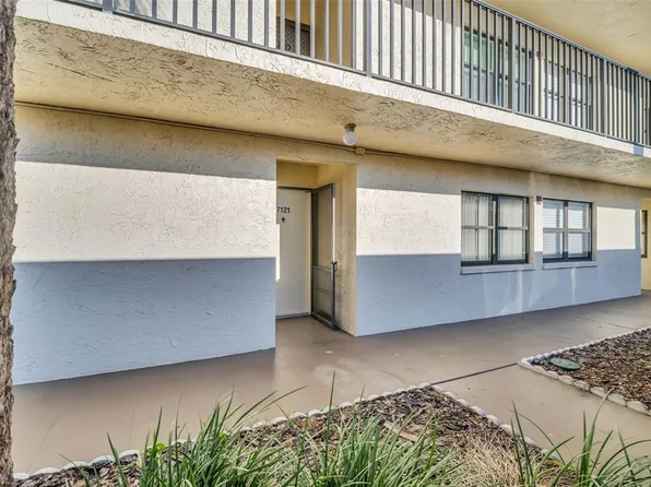 11945 143rd St APT 7121, Largo, FL 33774