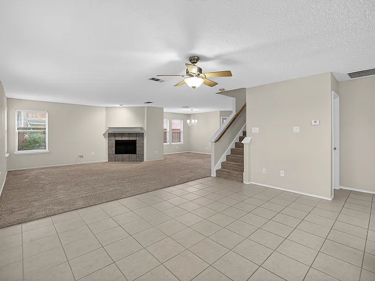 4022 Cedar Elm Ln — Photo 6