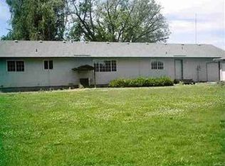 601 Eberle Pl, Grandview, WA