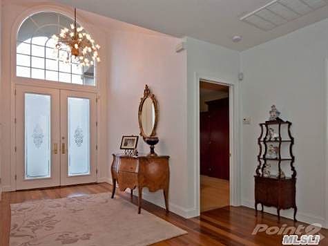 2nd image of 290 Madeira Blvd