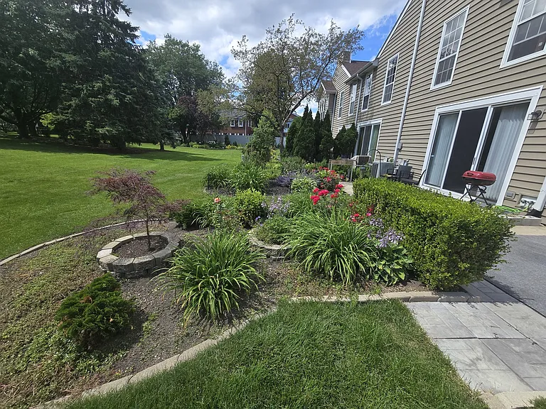 1264 Cranbrook Dr — Photo 17