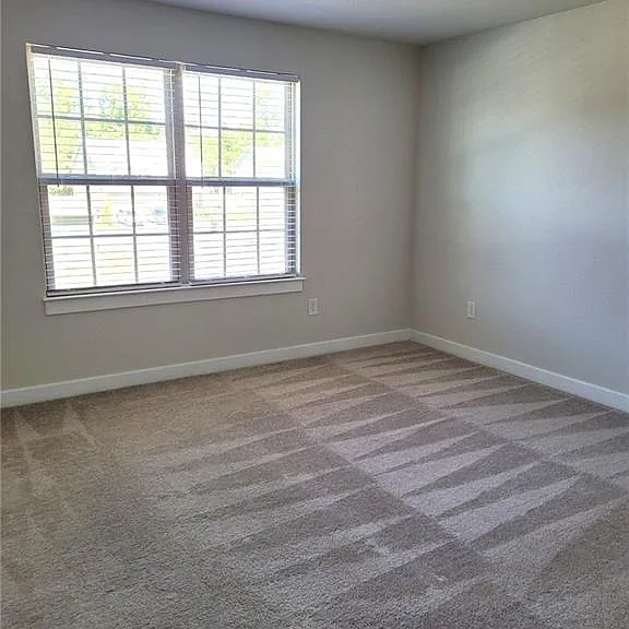 217 Victory Pl — Photo 11