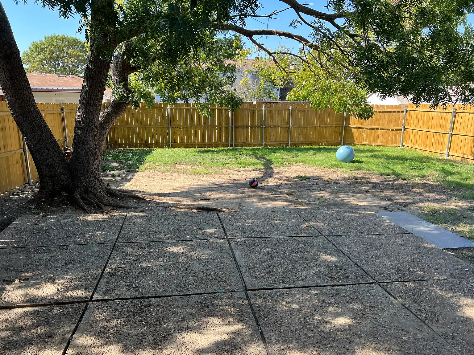 3 bed, 1412 sqft, $2,295 — Photo 2