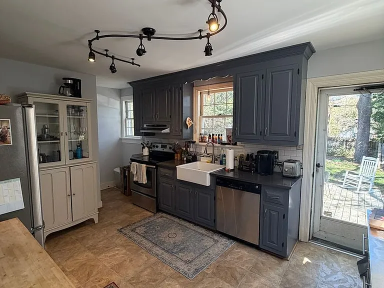 5008 Patterson Ave — Photo 3