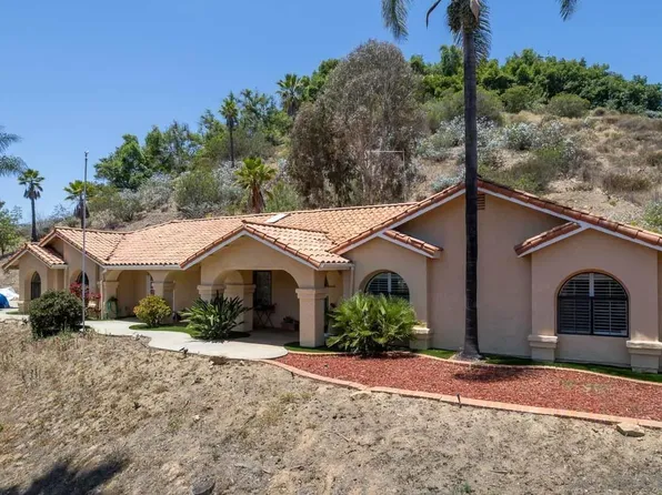 29828 Margale Ln, Vista, CA 92084