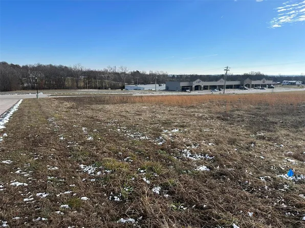 300 Hancock St, New Haven, MO 63068