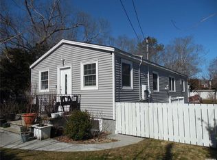 156 Riverside Ave, Flanders, NY 11901