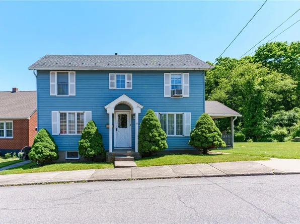 123 Roseto Ave, Roseto, PA 18013