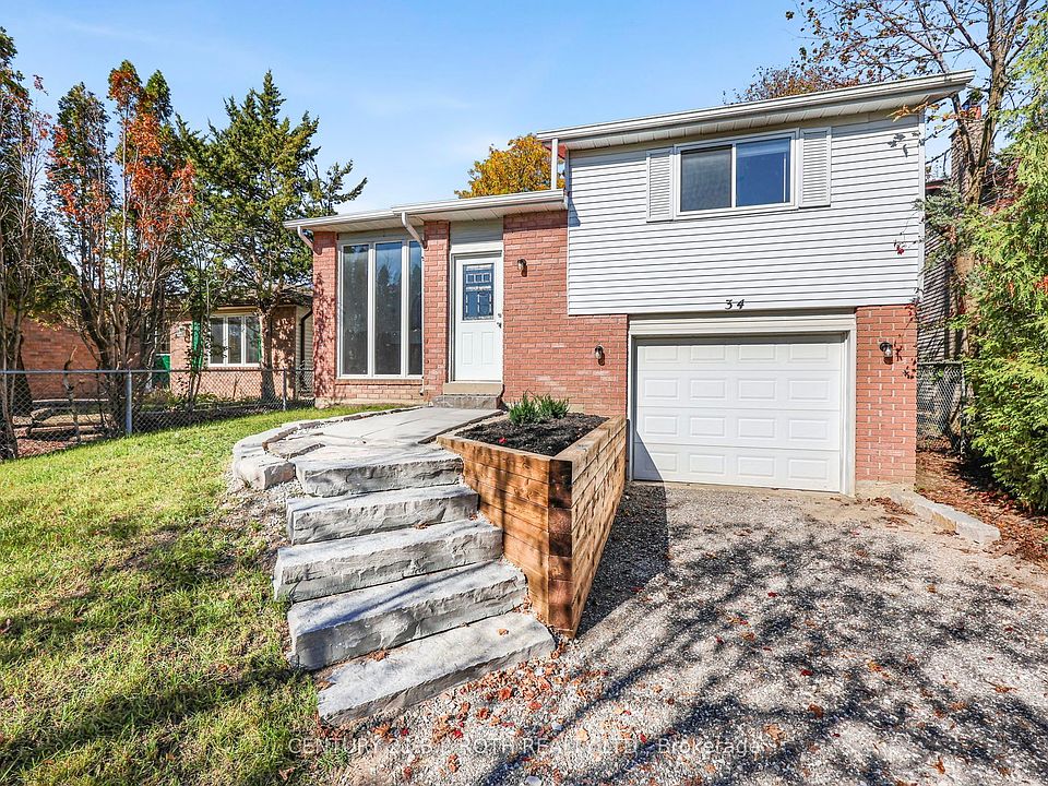 1st image of 34 Hickling Trl