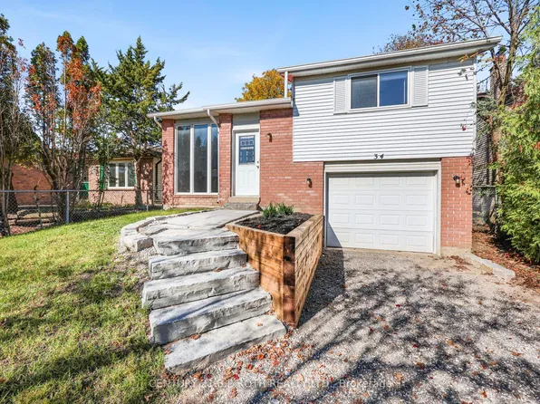 34 Hickling Trl, Barrie, ON L4M 5S4