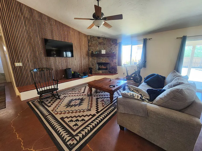 5995 Encelia Dr — Photo 2