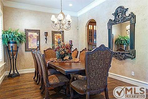 3rd image of 82 Casa Ln