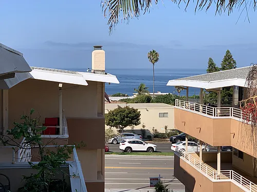 370 Palos Verdes Blvd #14 Photo 1