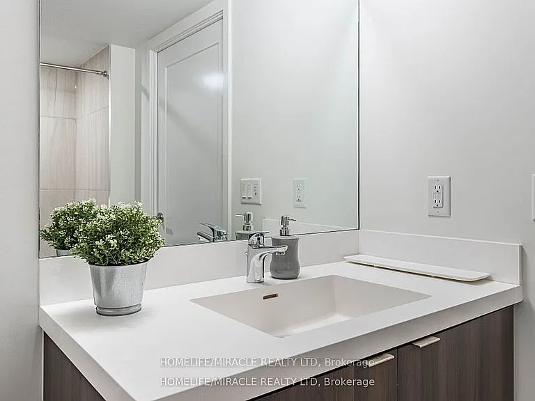 10 Eva Rd #1503 — Photo 33