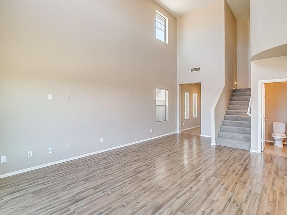 4th image of 16322 N 73rd Ln