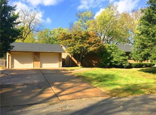 7900 Tennessee Ave, Raytown, MO 64138