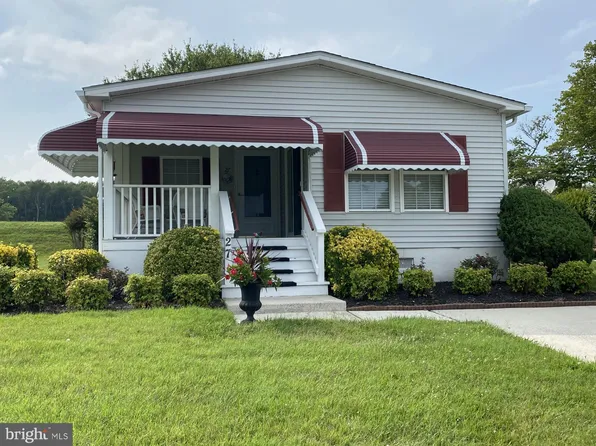 27 Anchor Way Dr, Berlin, MD 21811