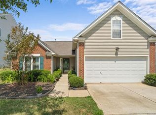 12931 Deaton Hill Dr, Charlotte, NC 28269