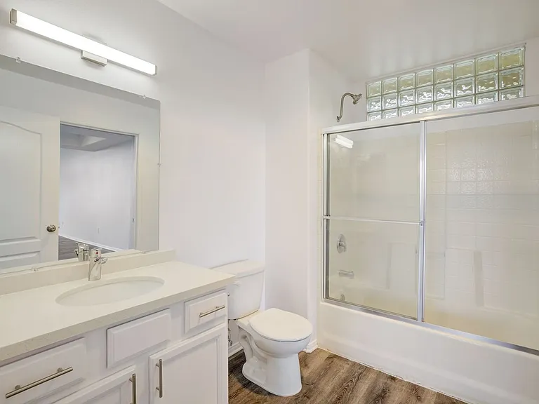 2245 Beverly Glen — Photo 82