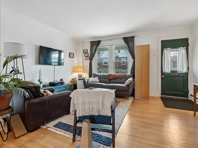 635 Bishopthorpe St — Photo 3
