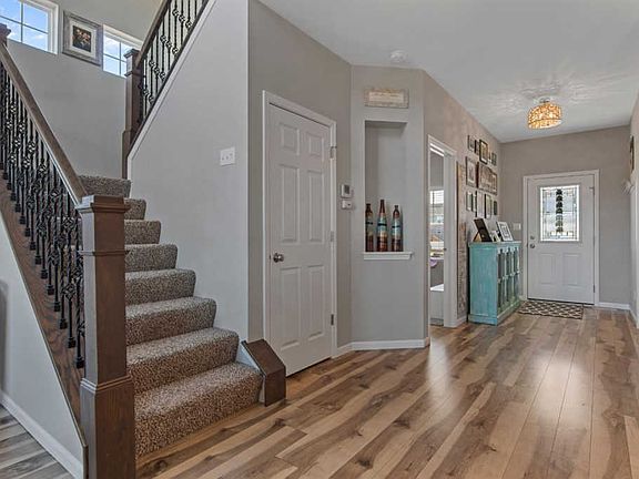 2nd image of 10666 Glendale Ave