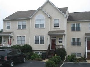 118 Richards Ln, Newark, DE 19711