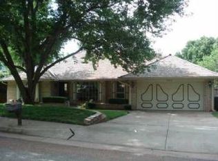 2912 N Trail Ridge Rd, Edmond, OK 73012