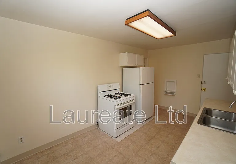 1432 Gaylord St #3 — Photo 7