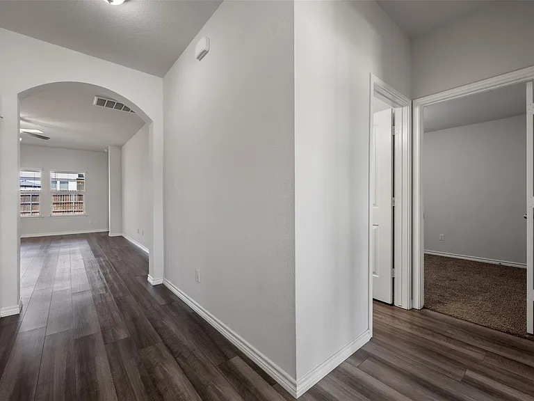5678 Baffin Ln — Photo 9