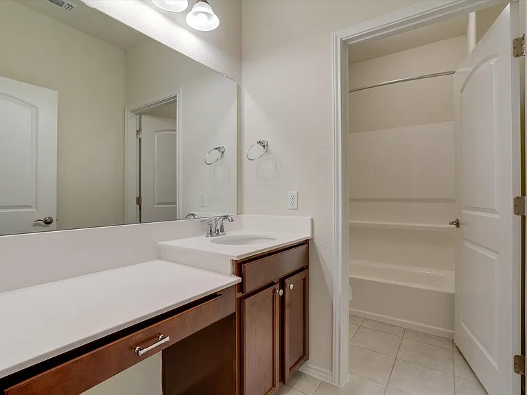 138 Duroc Dr — Photo 18