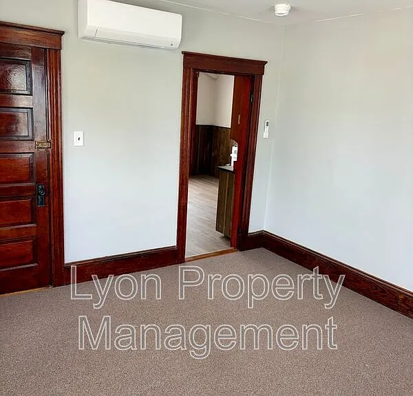 676 Grove St #2F — Photo 3