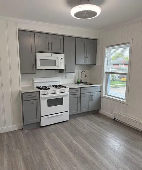 318 Earle Ave #2 — Photo 3