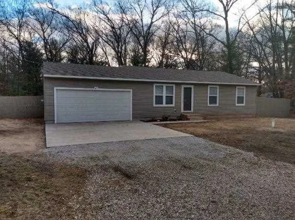 69 W Linden Rd, Twin Lake, MI 49457