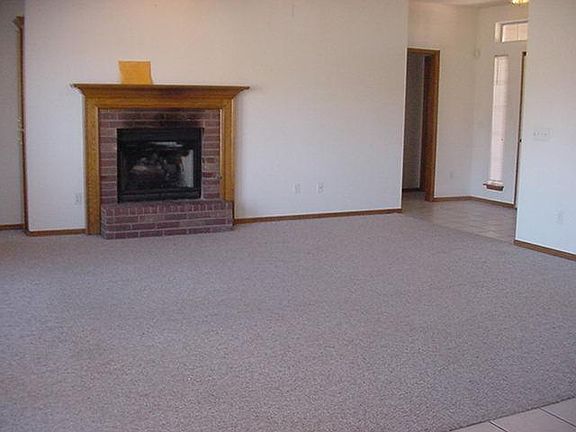 3rd image of 14312 S Harli Ln