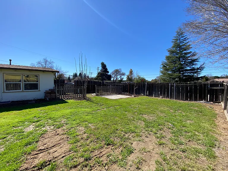 105 Santa Ynez Ave — Photo 23