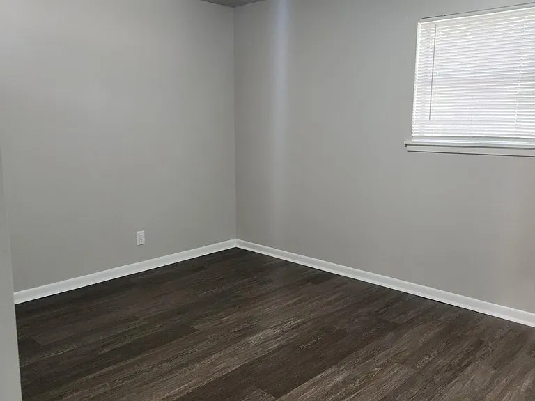1006 Nancy Beth Dr — Photo 10