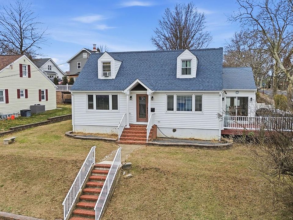 1st image of 100 Hillcrest Ave