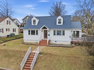 100 Hillcrest Ave, Morrisville, PA 19067