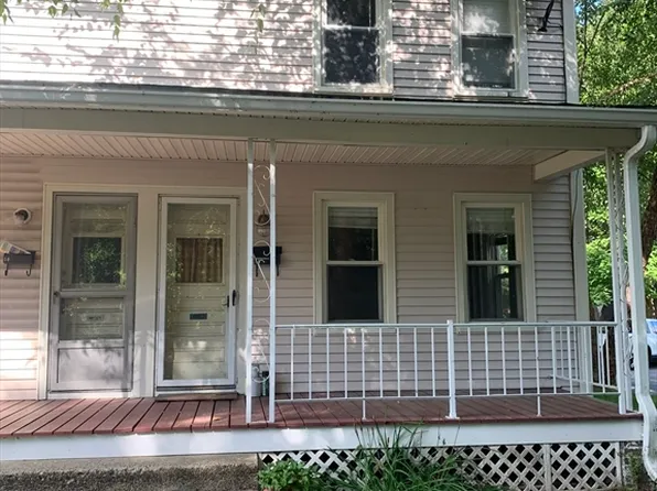 56 Lake St #56, Northbridge, MA 01534