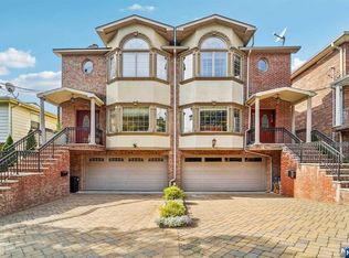513B 5th St APT B, Palisades Park, NJ 07650