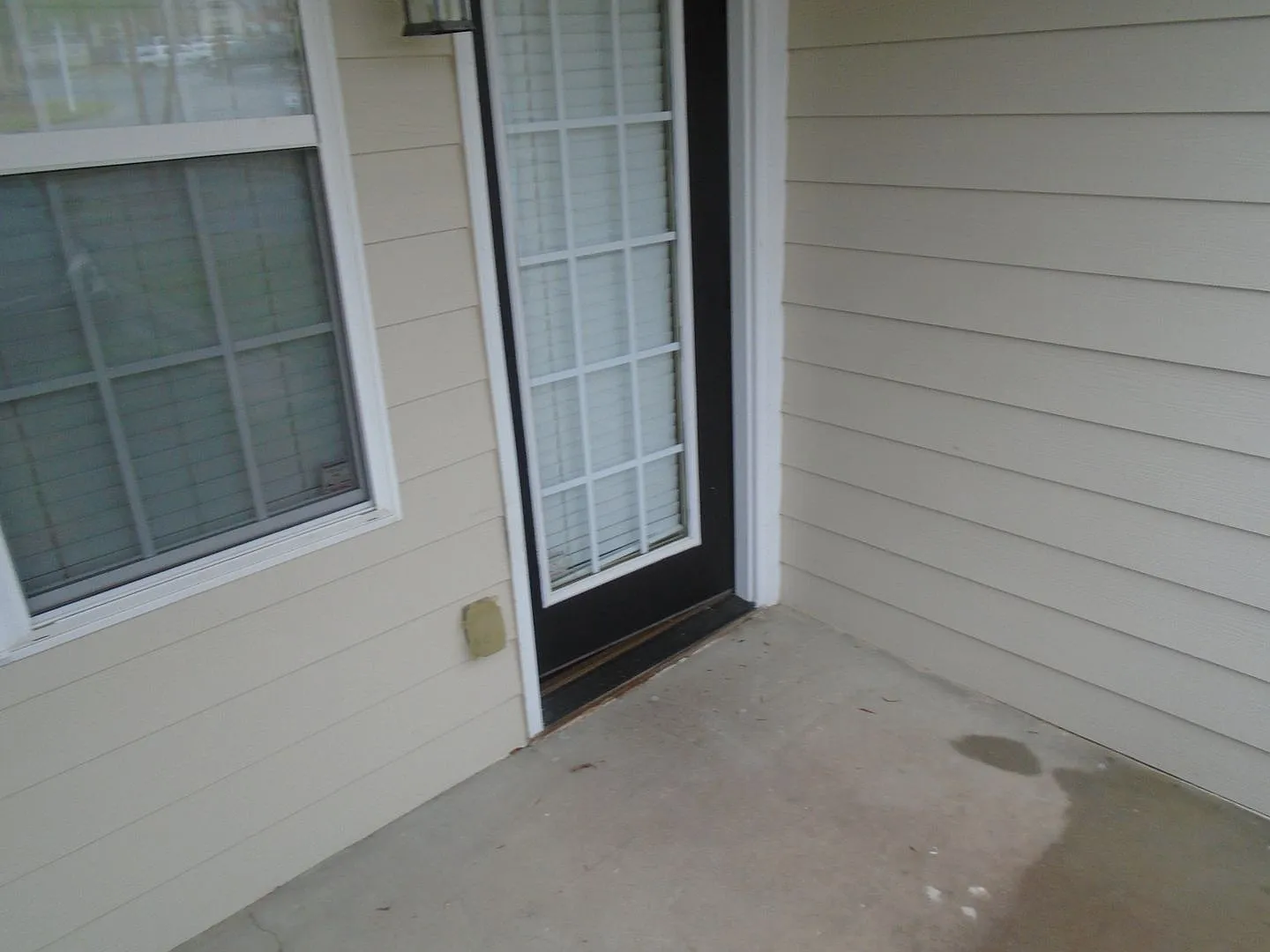 Cliffdale Cottages! Beautiful First Floor Unit Coming Available 008/01/2026! — Photo 2
