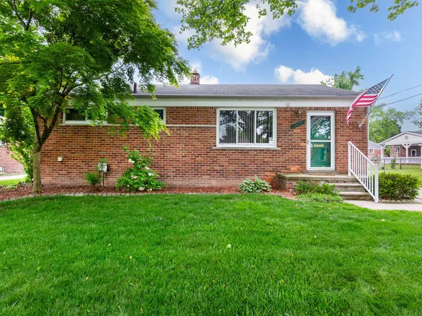 36713 Richland St, Livonia, MI 48150