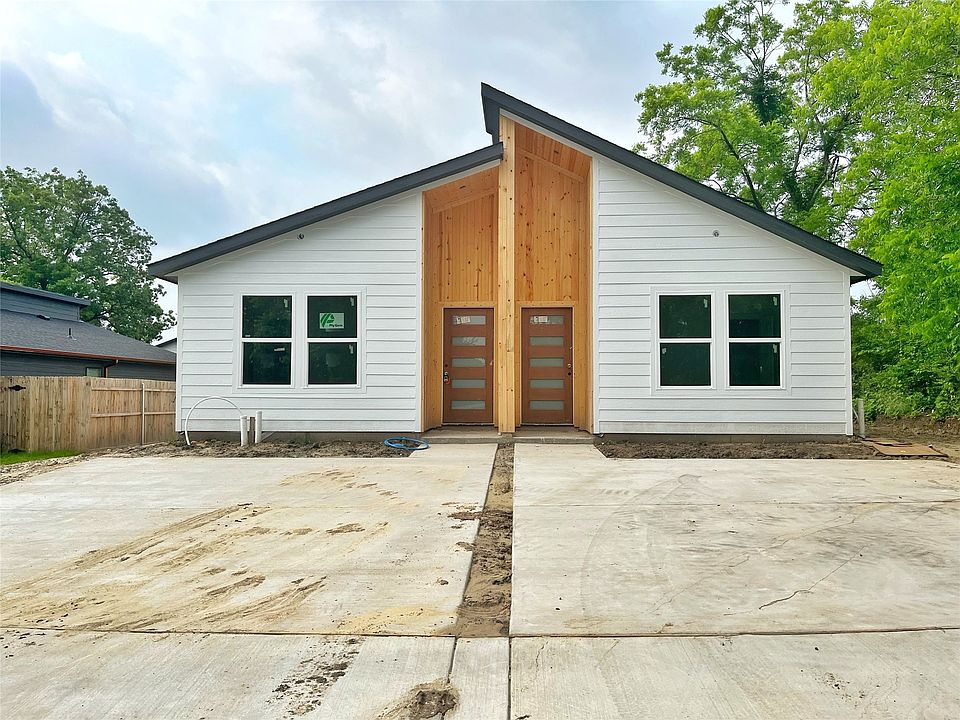 1st image of 2095 Bourland St