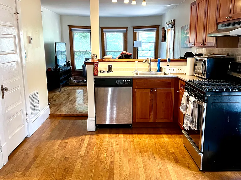 197 S Winooski Ave #3 — Photo 2
