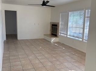 10264 4th Ave, Hesperia, CA 92345