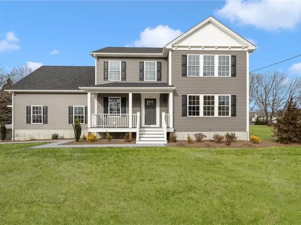 13 Twin River Rd, Lincoln, RI 02865