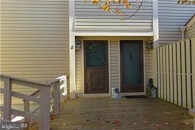 1st image of 17 Mariners Way