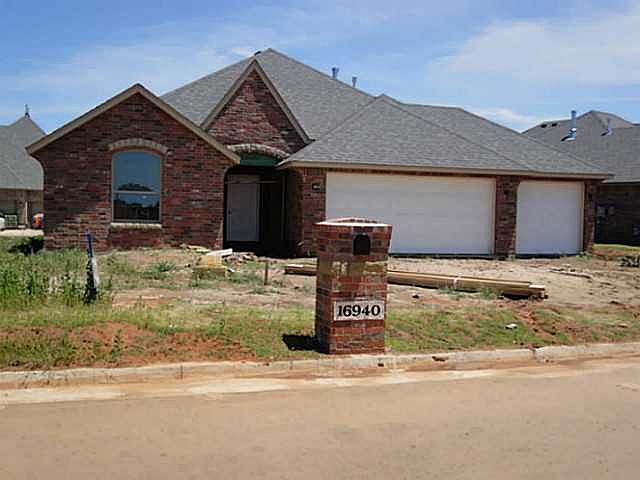 2nd image of 16940 Madrid Cir