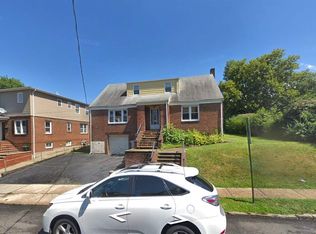 734 Post Pl, Secaucus, NJ 07094