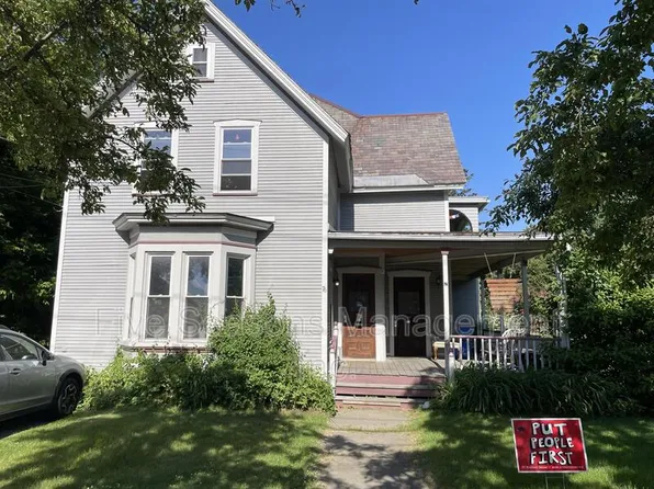 76 Park St APT A, Burlington, VT 05401